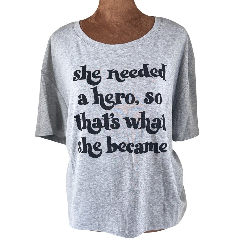 Joyfolie Mia Joy Graphic Tee Women L She Needed a Hero NWT Relaxed Stretch Top